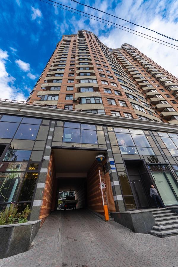 New Building Near Arena City Lesi Ukrainky 7A 키예프 외부 사진