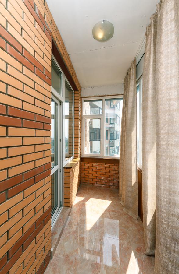 New Building Near Arena City Lesi Ukrainky 7A 키예프 외부 사진